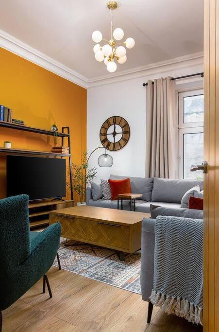 The Stylish 3-Bedroom Maisonette Retreat Стерлинг Экстерьер фото