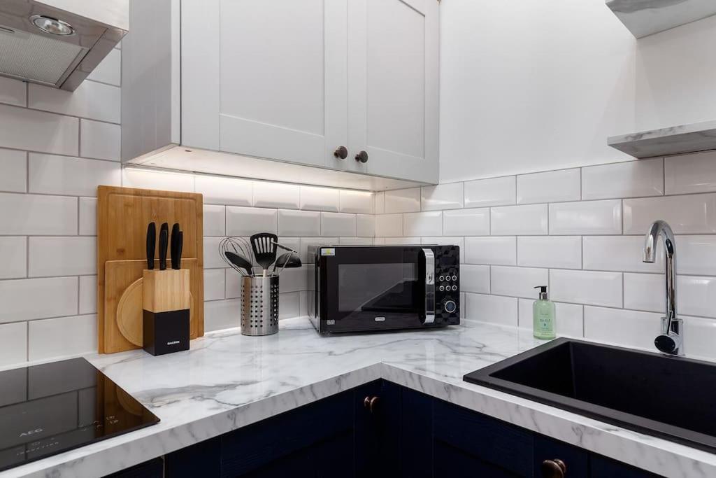 The Stylish 3-Bedroom Maisonette Retreat Стерлинг Экстерьер фото